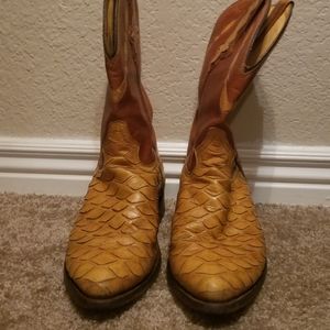 9 1/2 EE cowboy boots